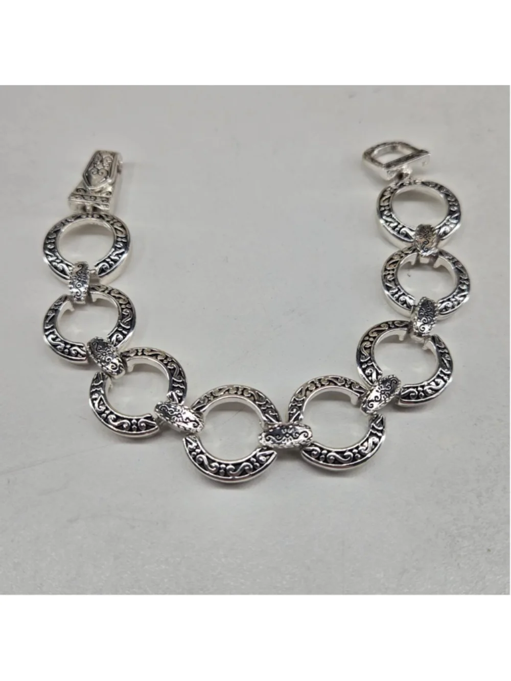 Brighton Bracelet Central Park Silvertone Etched Engraved Scrollwork Circle Link